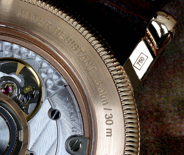 Sirius Big Date 18 Karat Gold - CH-3521.1R