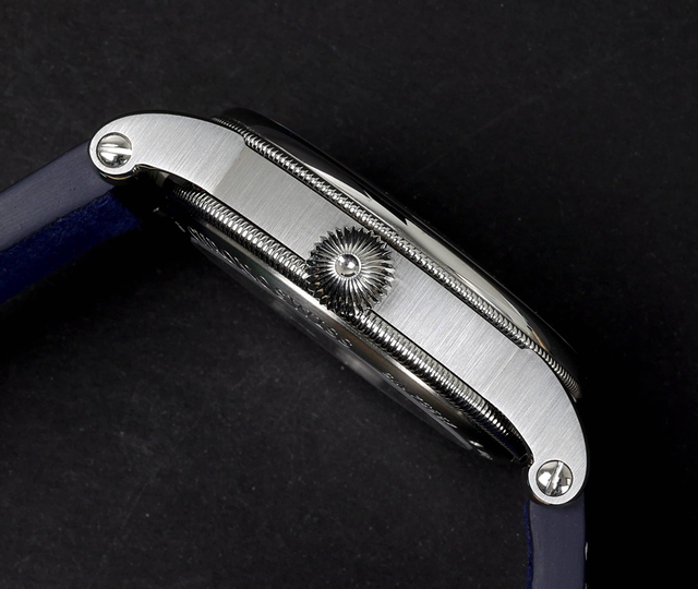 Flying Regulator Night and Day - CH-8763-SISI